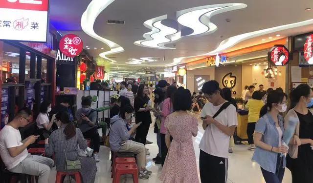 ▲8w平方米美食广场