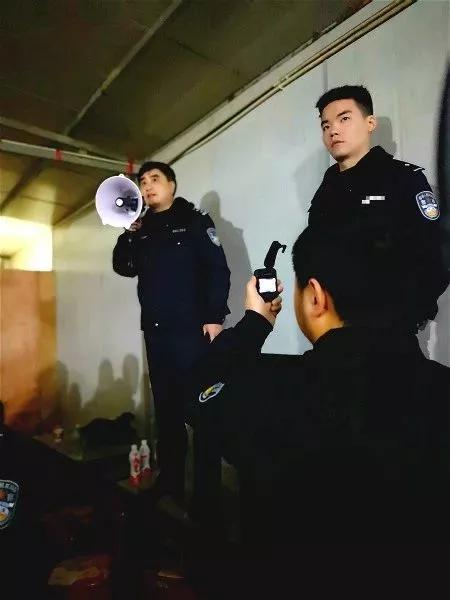 洪江市警方o2o出重拳端掉一个涉恶犯罪窝点