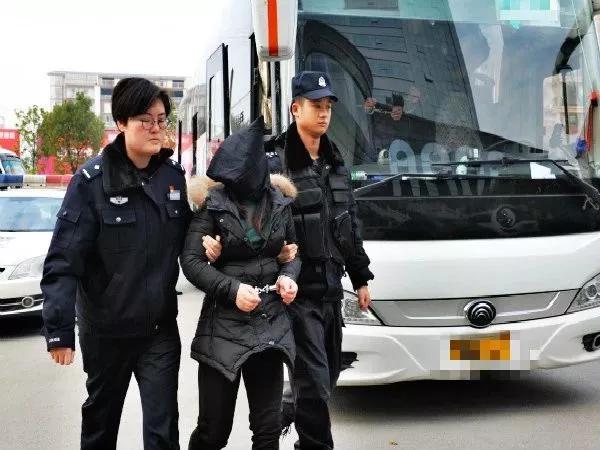 洪江市警方o2o出重拳端掉一个涉恶犯罪窝点