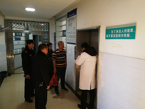 男子减肥60斤后精神紊乱 爬乘货物列车被铁警救助