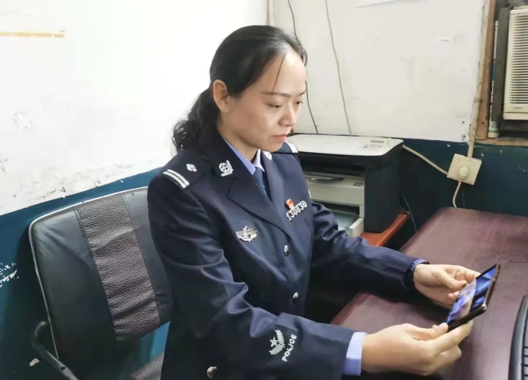 娄底市公安局娄星分局乐坪派出所副所长 肖涛