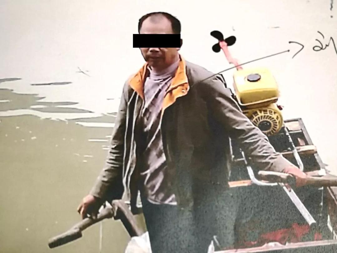 ▲犯罪嫌疑人刘某捕鱼现场