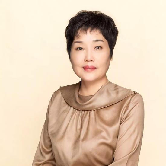 “追梦湖南”人物|李丽代表建议开展“驻校社工”购买服务试点