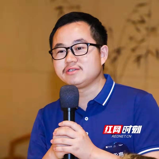 湖南省政协委员周永亮多次为职业教育发展建言发声。