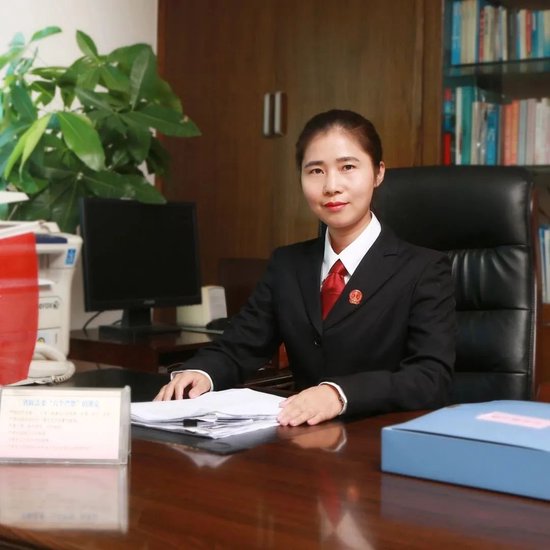 案件承办法官 匡迪琪