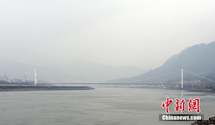  资料图：长江。 中新社采访人员 侯宇 摄  