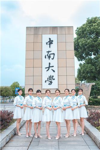 中南大学:网红学姐出镜展示学校特色
