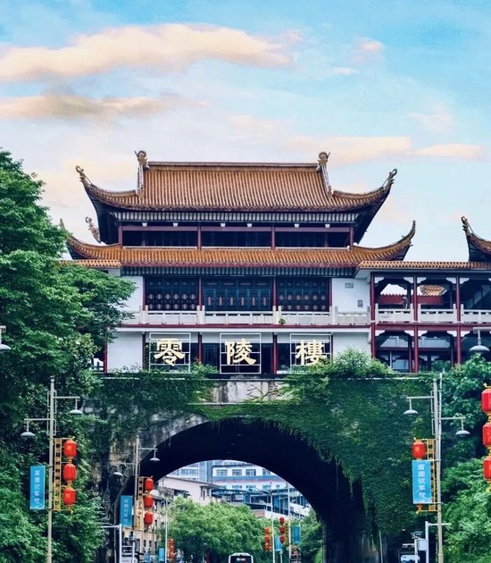 零陵楼。图/小红书@原地杵的旅游博主