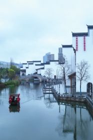 洋湖水街。图/陈灿