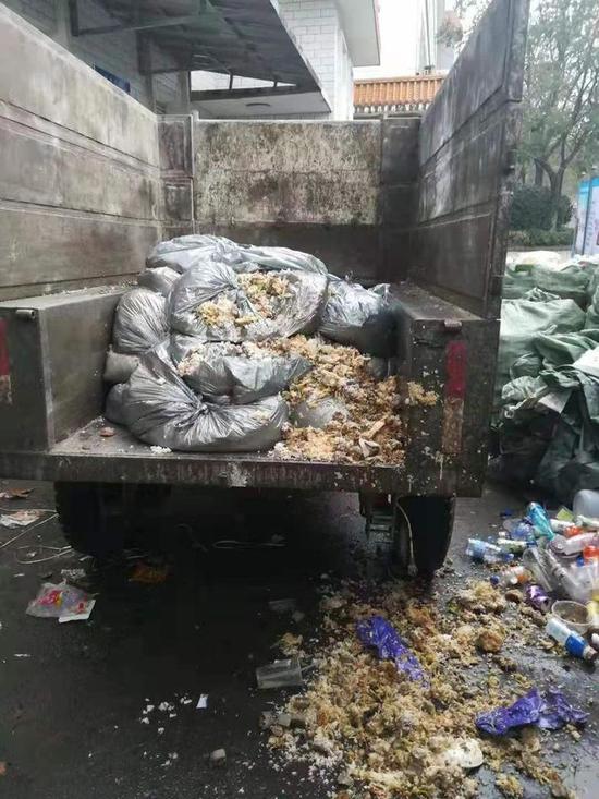 城区每日数十吨