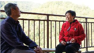 郑艳琼：把瑶乡绘成画卷