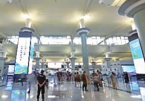 长沙黄花机场安检后可体验“书香” 登机无需摆渡