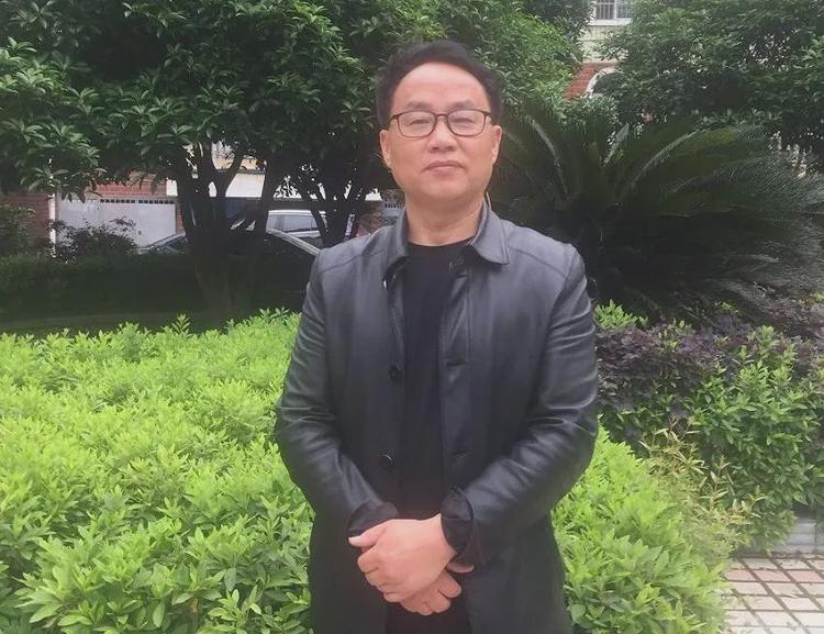 中国侗族文学会副会长、湖南省和平文化研究会和平研究院院长田均权