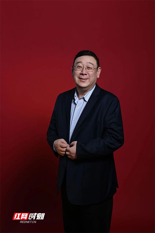 全国人大代表、国网湖南省电力有限公司董事长孟庆强。