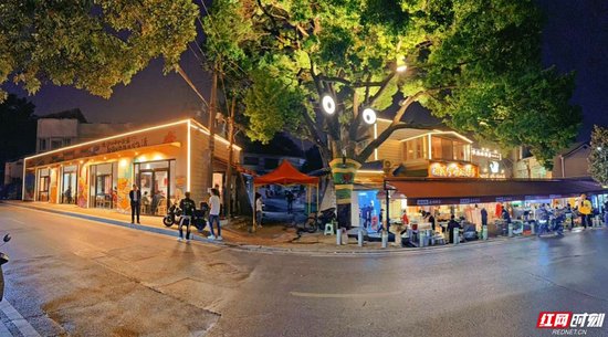 “壹双好手口味饭店”门店全景。