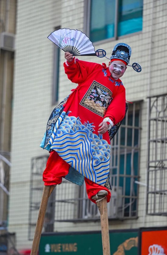 参演人员在巡游