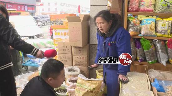 守护舌尖上安全 长沙食药监开展节前年货市场大检查