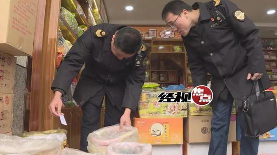 守护舌尖上安全 长沙食药监开展节前年货市场大检查