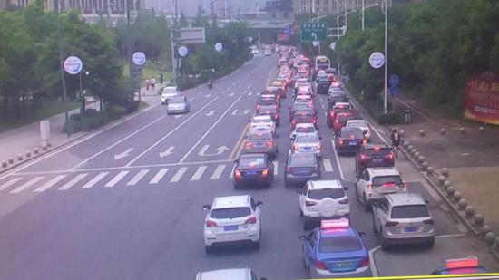 潇湘路洋湖路口北口