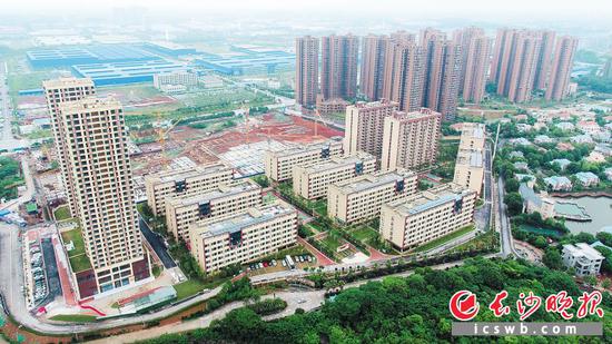 1日,长沙经开区英萃园正式交付使用。