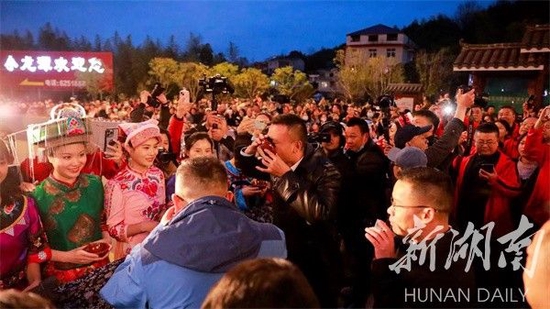 3月20日,张家界首届桑植民俗文化旅游节开幕。