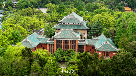中南大学、湖南大学