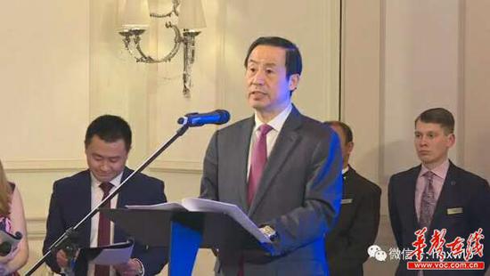 许达哲省长在“锦绣潇湘” 走进英国—湖南文化和旅游推介会上讲话。