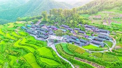 生态环境优美的怀化芷江县黄畲侗寨资料图片