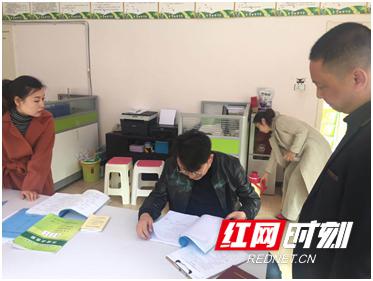 常德安乡县多部门联动开展城区校车专项整治行动