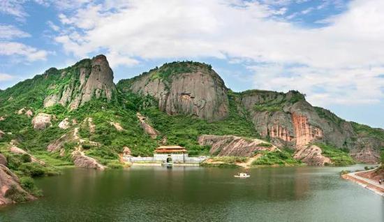 石牛寨地质公园。图源:平江县人民政府网站