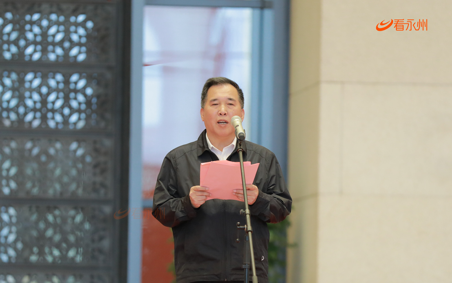 湖南省委宣传部副部长、省文明办主任、一级巡视员肖凌之致辞