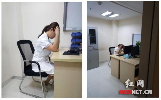王聪坐在办公室双手抱头,内心对父母愧疚而自责。