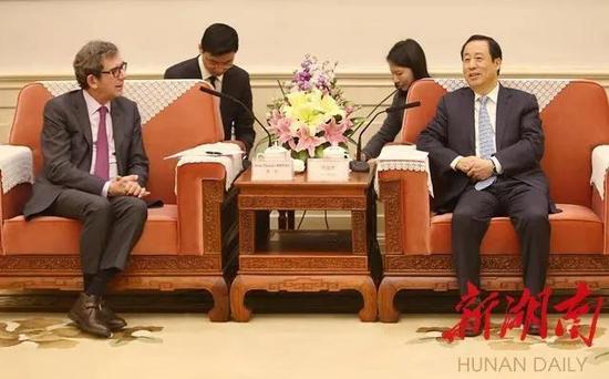 许达哲会见黎想。赵持/摄