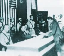 　1945年9月15日，抗战长衡地区受降仪式在湖南大学举行。