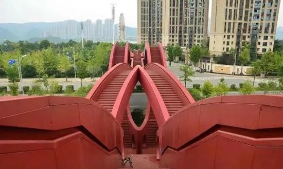 设计师:约翰·范德沃特、蒋晓飞