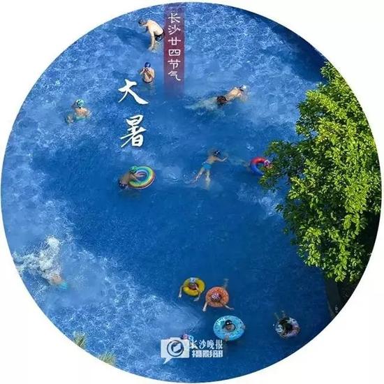 傍晚,火辣的太阳渐渐隐去,