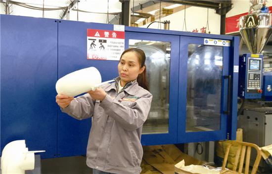 怎么判断一个男生是喜欢你还是只是把你当闺蜜？