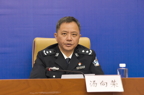 湖南公安送福利,只跑一次办护照