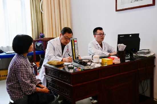 王净净 国家级名老中医、教授、博士生导师