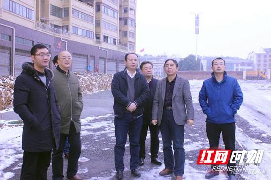 1月1日上午，衡东县委副书记、县长徐志毅调研项目建设现场。