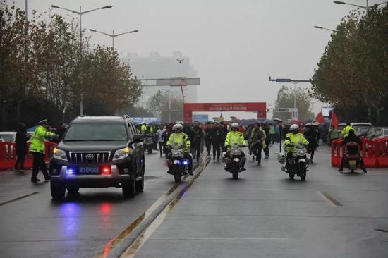 △元旦环城赛跑安保工作井然有序