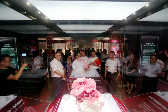 双展表白新中国 湖南省地博带你听地球的“红色心跳”