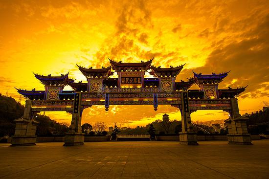 桂阳文化园落日美景。