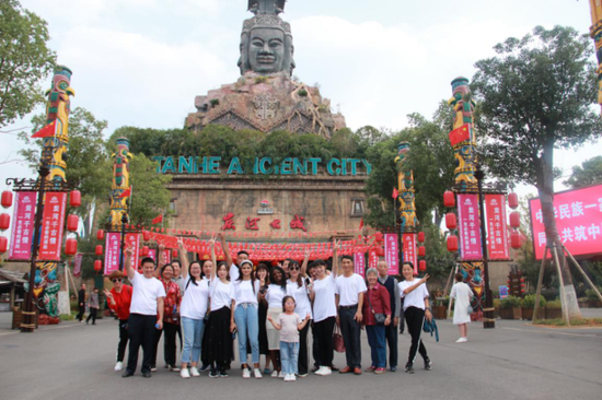(2019“十月生日免票游宁乡”跨国生日趴体 / 赵佳慧 摄)