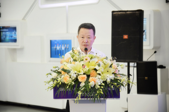 万兴科技董事长吴太兵致辞