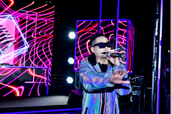 (长沙IFS国际潮流跨年PARTY Rapper演唱)