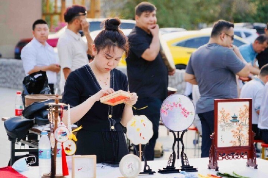 湘绣展位 高慧 摄