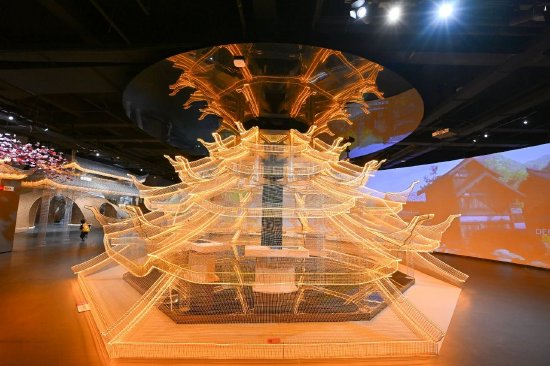 (侗族木构建筑营造技艺。怀化日报全媒体记者 潘雨 摄)