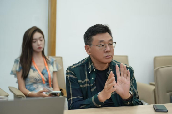 北京师范大学艺术传媒学院副院长、教授、博导杨乘虎