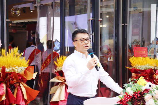 苏宁易购集团南区管理总部执行总裁戴冯军